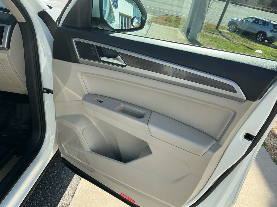 2019 Volkswagen Atlas 3.6L V6 SEL R-Line