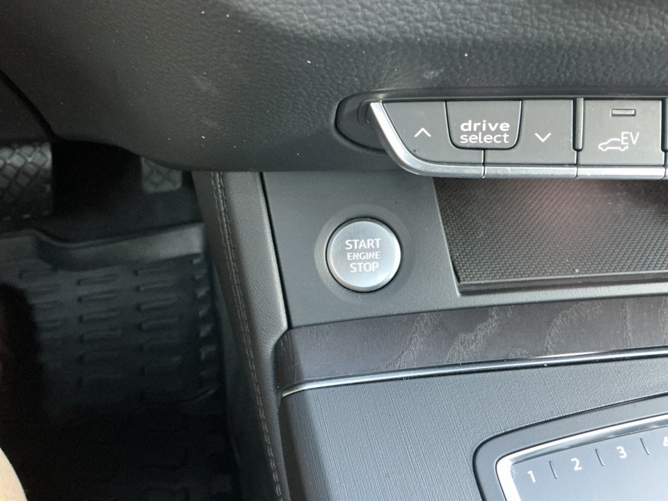 2020 Audi Q5 Prestige 55 TFSI e quattro S tronic