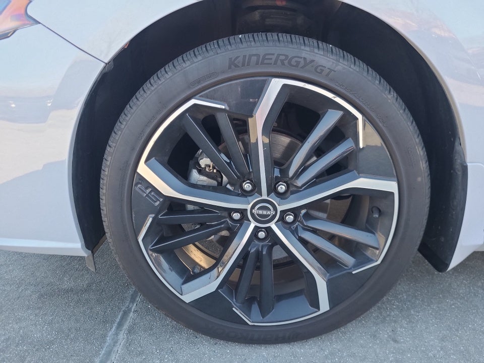 2023 Nissan Altima SR Intelligent AWD