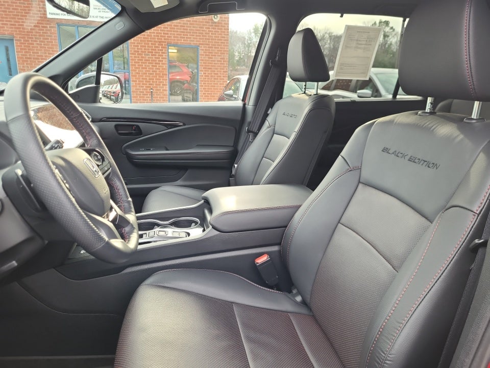 2025 Honda Passport AWD Black