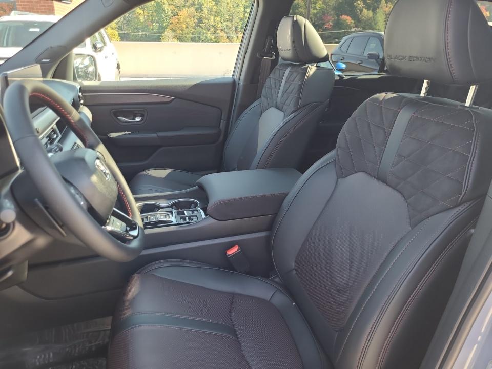 2026 Honda Pilot Black Edition