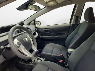 2017 Toyota Prius c Three