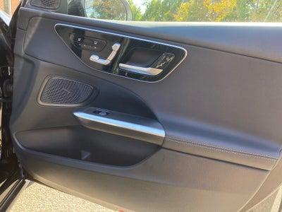 2025 Mercedes-Benz C 300 C 300