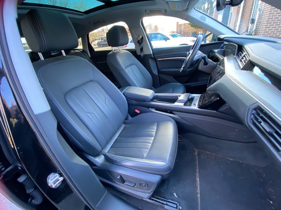 2022 Audi e-tron Sportback Premium Plus S line quattro