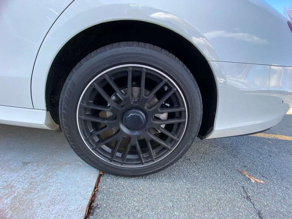 2017 Mercedes-Benz E 300 4MATIC®