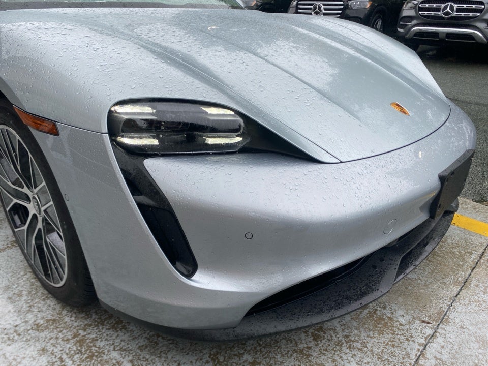 2022 Porsche Taycan RWD