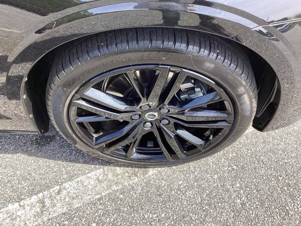 2024 Volvo S60 B5 Plus Black Edition