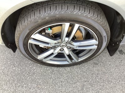 2018 Volvo XC60 T6 Momentum