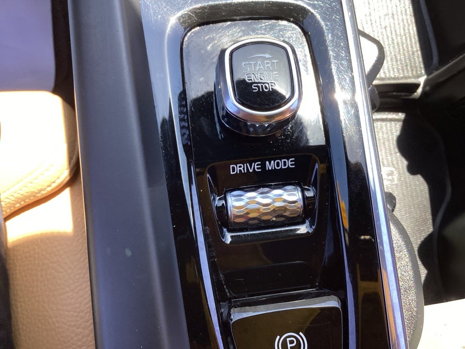 2019 Volvo XC60 T6 Momentum