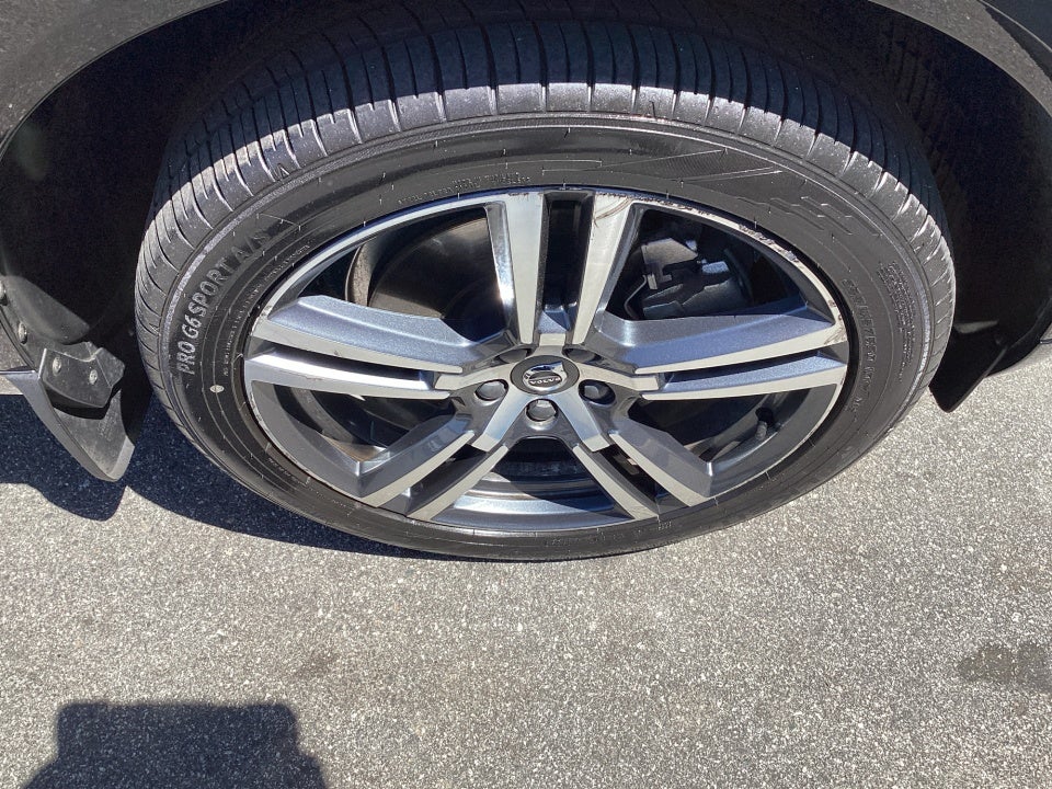 2019 Volvo XC60 T6 Momentum