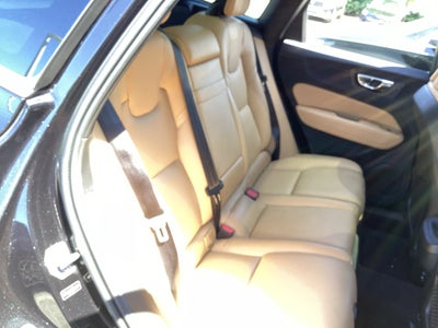 2019 Volvo XC60 T6 Momentum