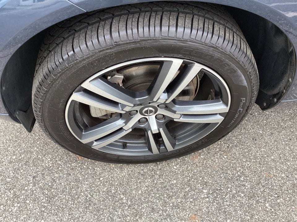 2019 Volvo XC60 T6 Momentum