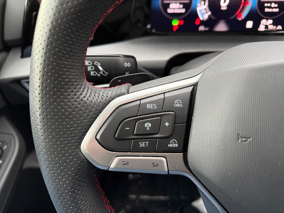 2025 Volkswagen Golf GTI 2.0T Autobahn