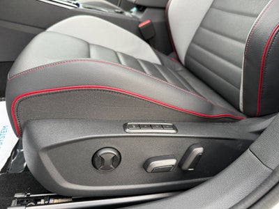 2025 Volkswagen Golf GTI 2.0T Autobahn