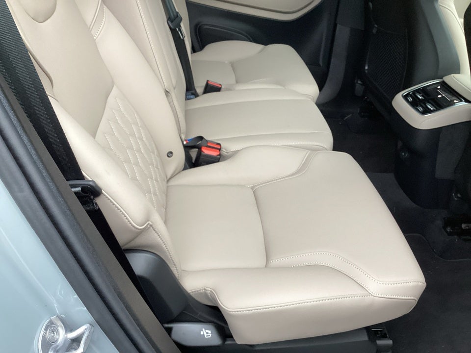 2026 Volvo XC90 Core