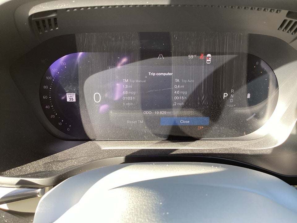 2023 Volvo XC60 B5 Plus Bright Theme