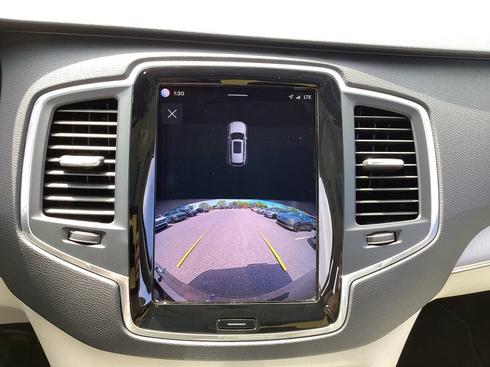 2023 Volvo XC90 B5 Core