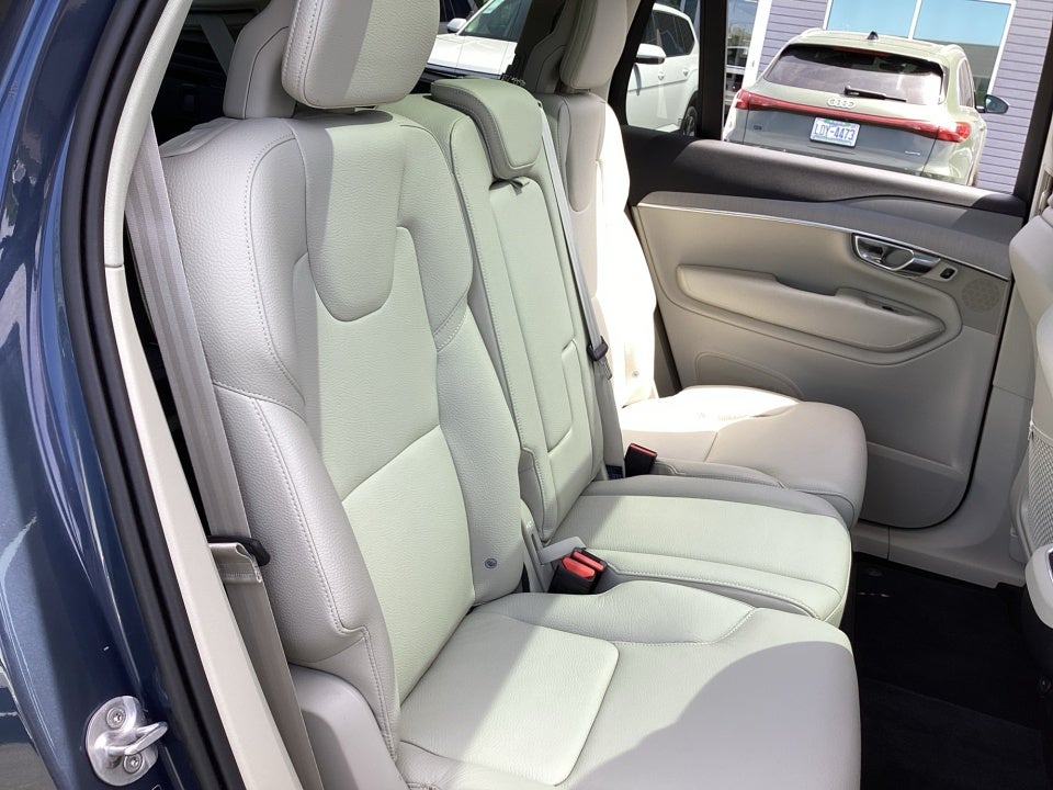 2023 Volvo XC90 B5 Core