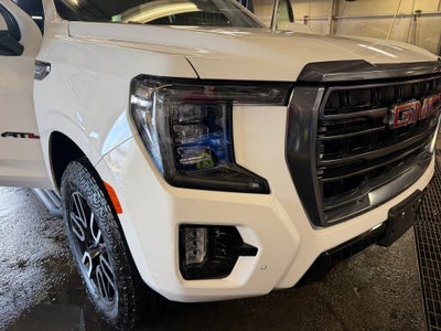 2024 GMC Yukon 4WD AT4