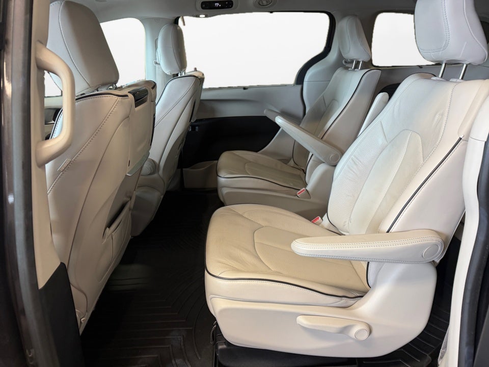 2019 Chrysler Pacifica Hybrid Limited