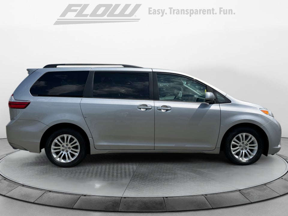 2016 Toyota Sienna XLE Premium