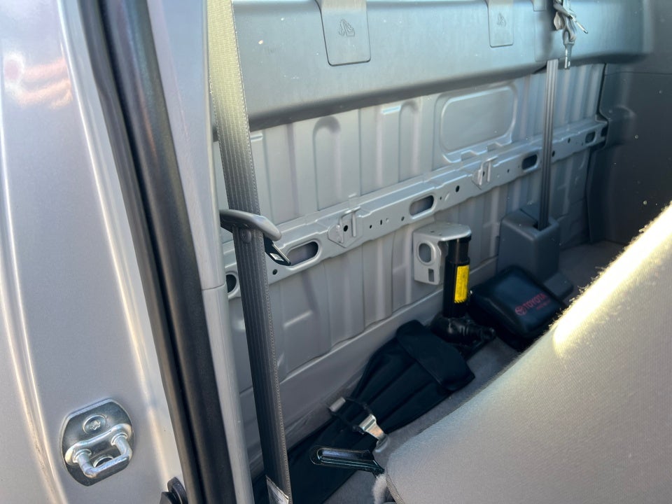 2007 Toyota Tacoma 4WD Reg I4 MT (Natl)