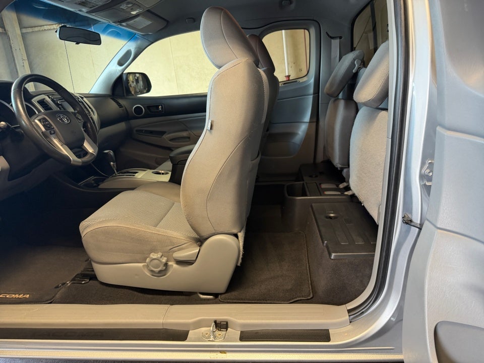 2014 Toyota Tacoma Base V6 (A5)