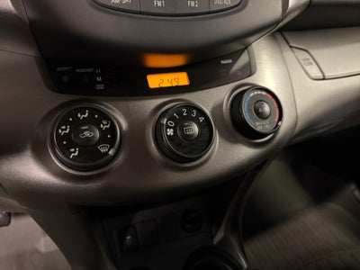 2010 Toyota RAV4 FWD 4dr 4-cyl 4-Spd AT (Natl)