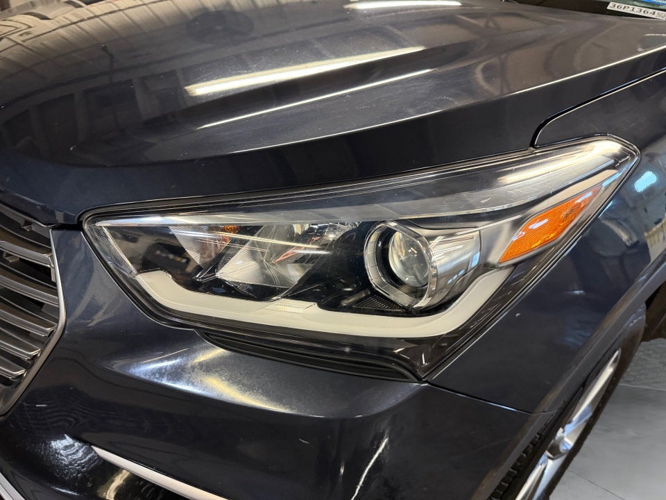 2017 Hyundai Santa Fe SE