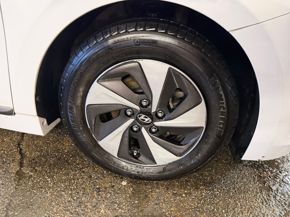 2018 Hyundai Ioniq Hybrid SEL