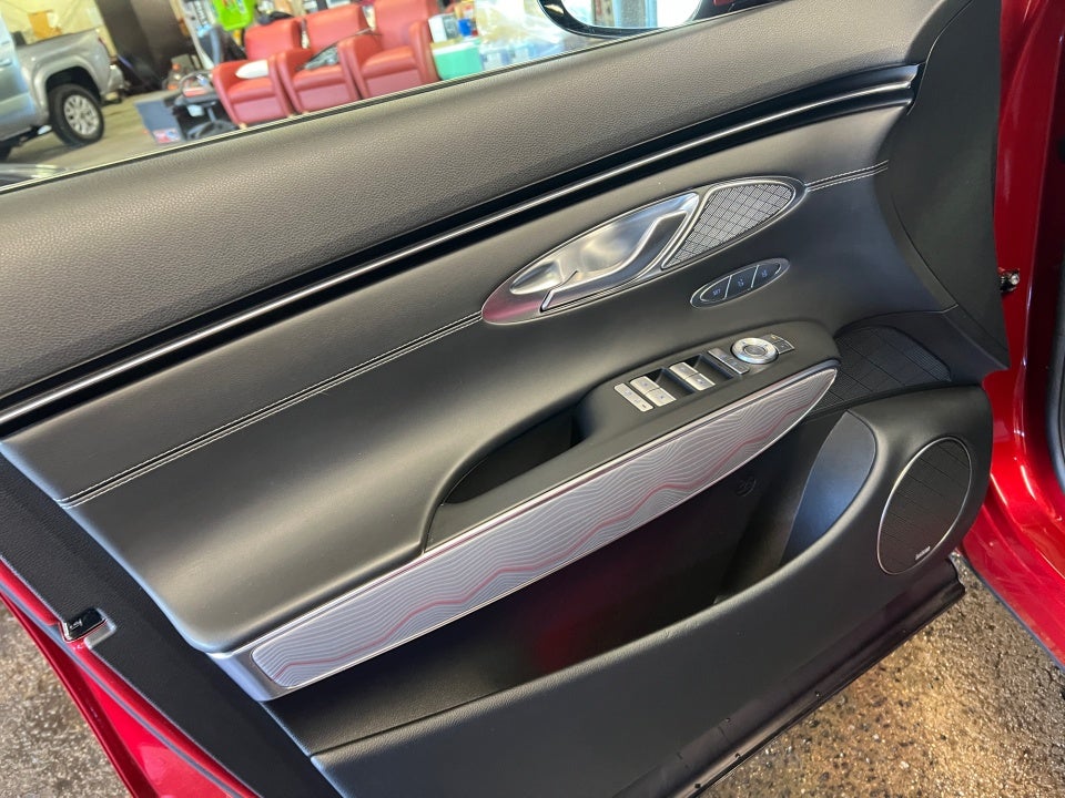 2023 Genesis GV70 2.5T AWD