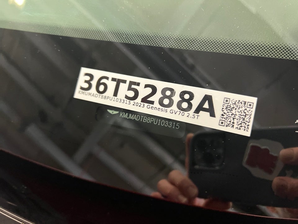 2023 Genesis GV70 2.5T AWD