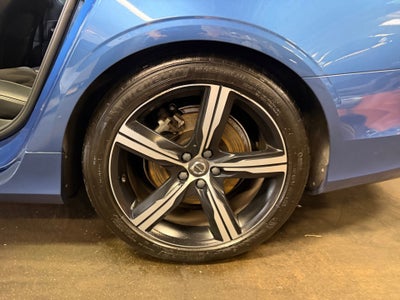 2018 Volvo V90 T5 R-Design