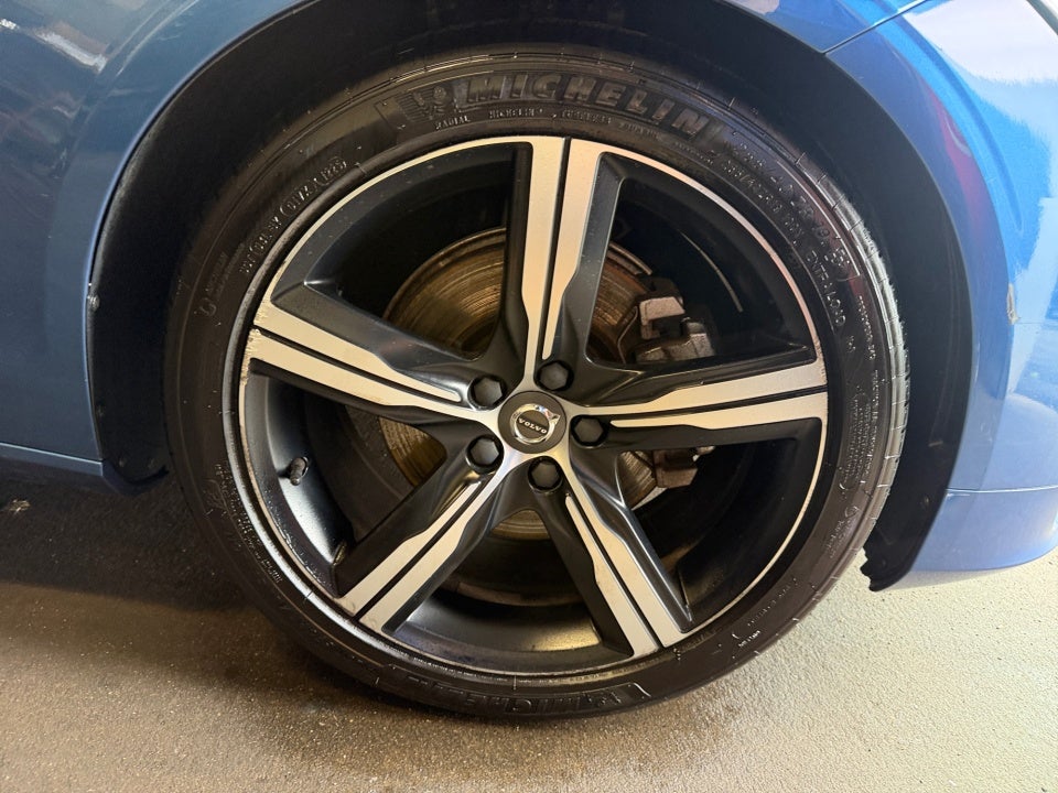 2018 Volvo V90 T5 R-Design