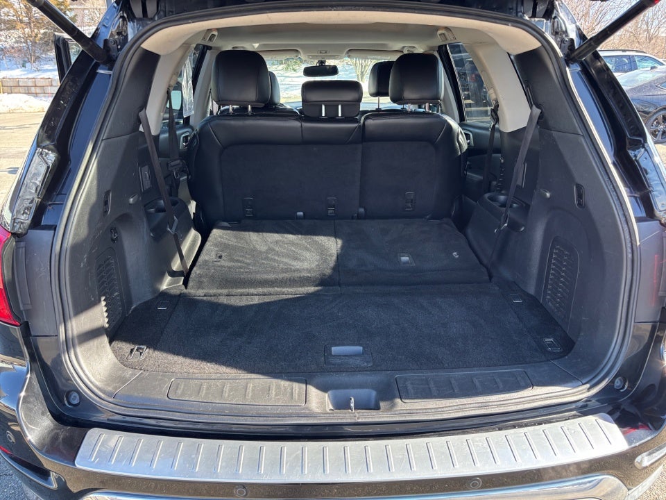 2017 Nissan Pathfinder SL