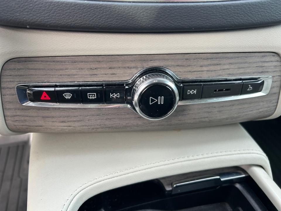2023 Volvo XC90 Ultimate