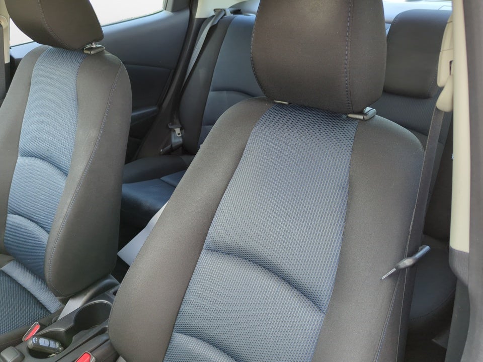 2019 Toyota Yaris Sedan LE