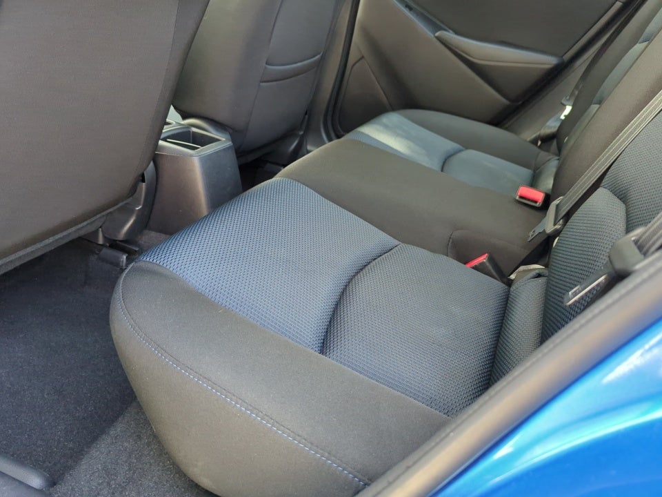 2019 Toyota Yaris Sedan LE