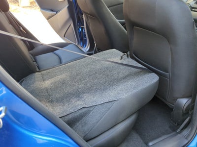 2019 Toyota Yaris Sedan LE