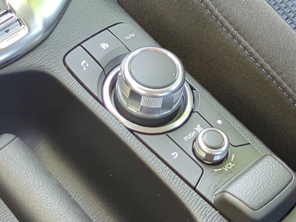 2019 Toyota Yaris Sedan LE