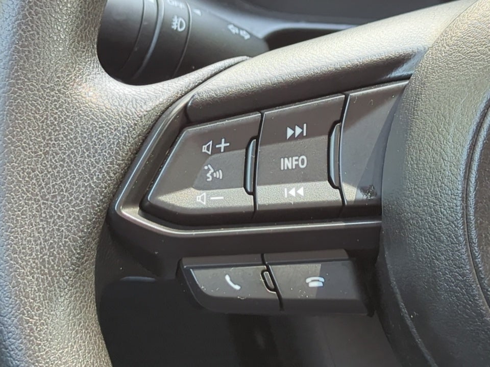 2019 Toyota Yaris Sedan LE