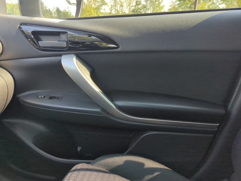 2018 Mitsubishi Eclipse Cross LE
