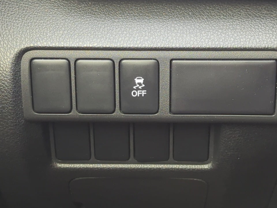 2018 Mitsubishi Eclipse Cross LE