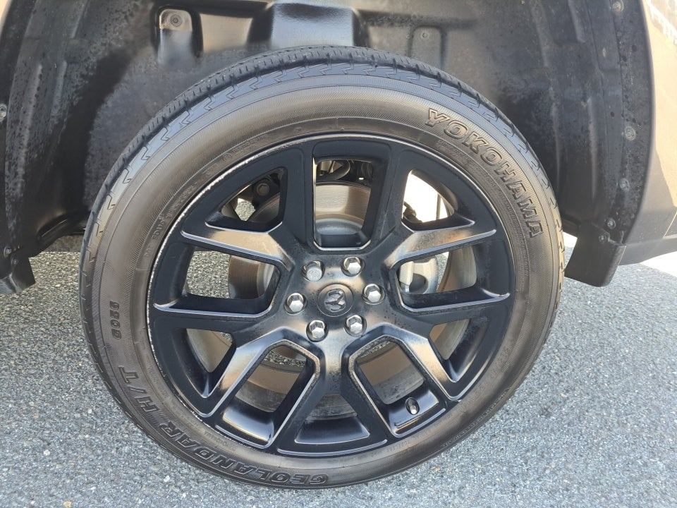 2021 RAM 1500 Laramie Crew Cab 4x4 5'7" Box