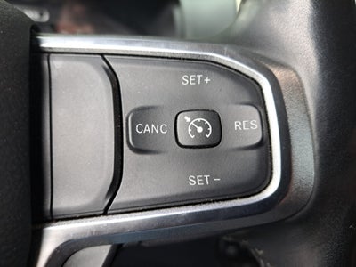 2020 RAM 1500 Laramie Crew Cab 4x4 6'4" Box