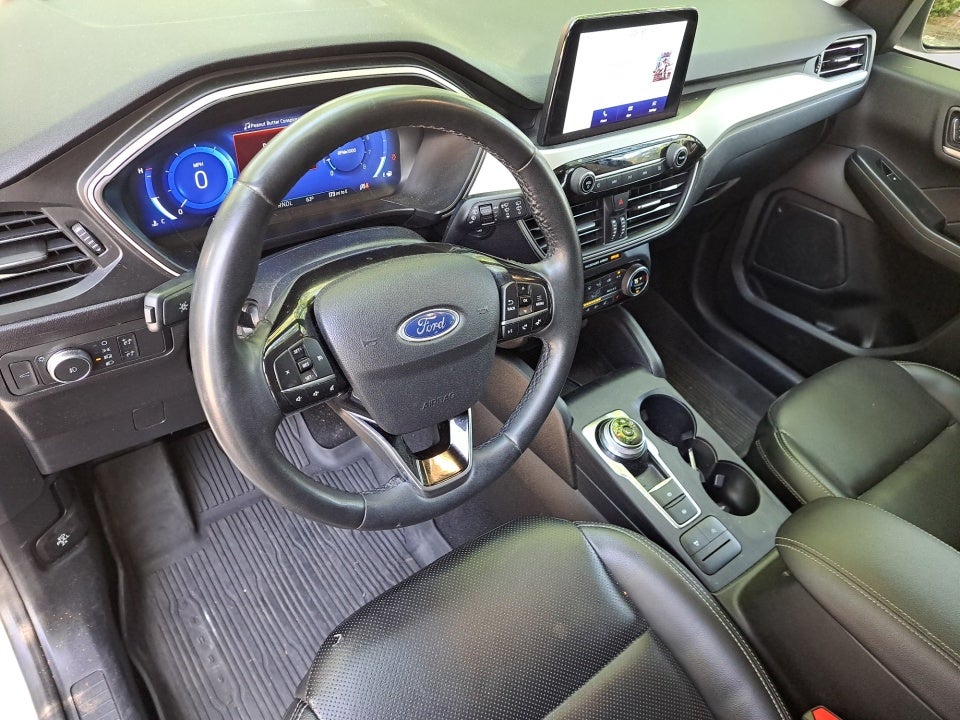 2021 Ford Escape SEL