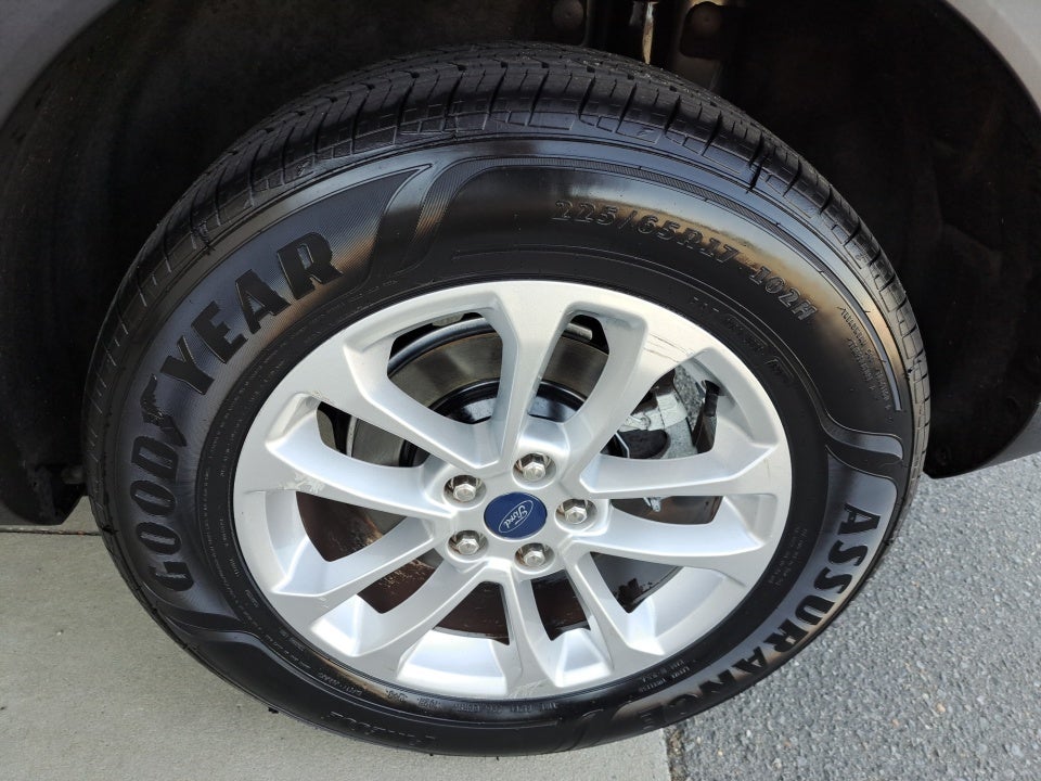 2021 Ford Escape SE