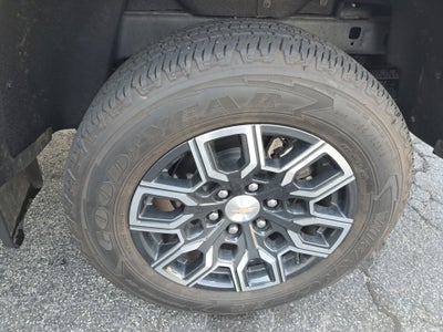2024 Chevrolet Colorado 4WD LT