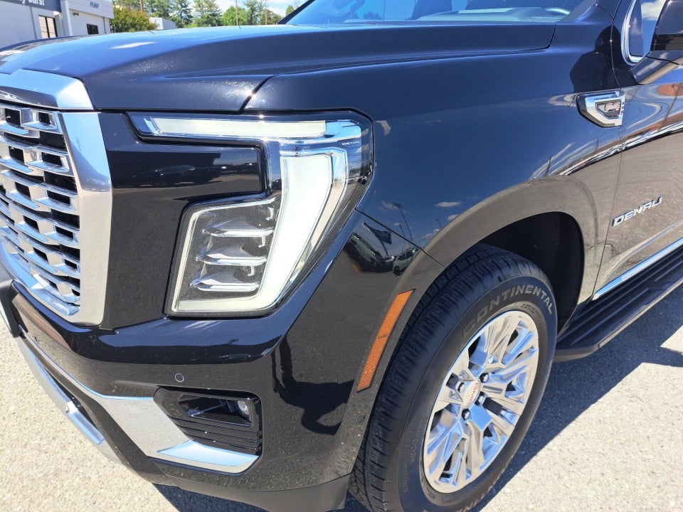 2025 GMC Yukon 4WD Denali