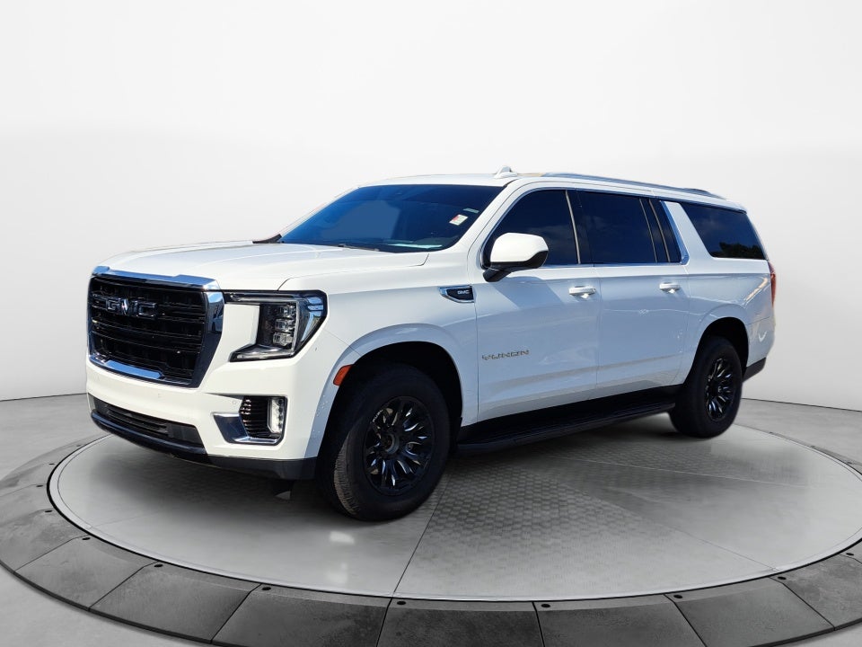 2022 GMC Yukon XL SLE